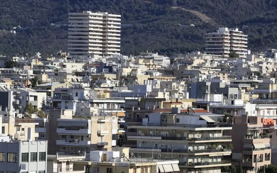 Σχέδιο για «πάγωμα» ΦΠΑ στις νεόδμητες οικοδομές και αναστολή στον φόρο υπεραξίας