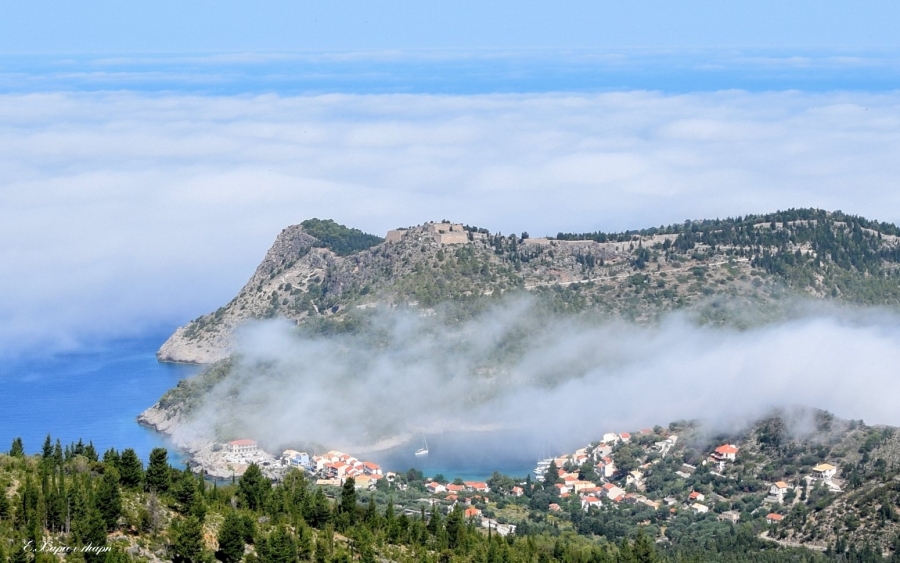 Ένα εντυπωσιακό φαινόμενο με φόντο τις ομορφιές της Κεφαλονιάς - Υπέροχες εικόνες