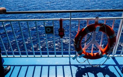 Συναγερμός για 36χρονο που έπεσε στη θάλασσα από πλοίο που έκανε το δρομολόγιο Πάτρα – Βενετία