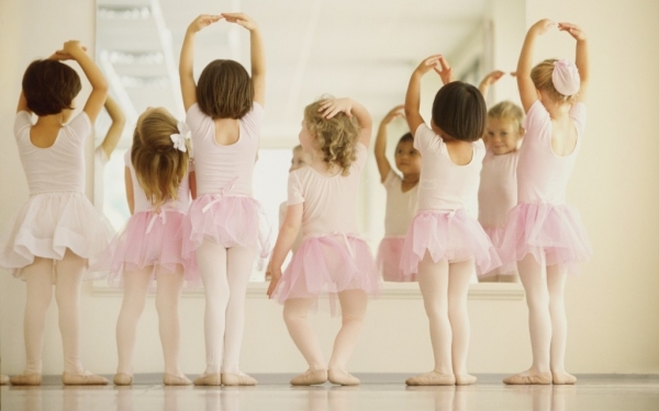 Ανοιχτό δωρεάν μάθημα κλασικού χορού από την αναγνωρισμένη σχολή "Art & Style" Όλγα Γαλιατσάτου