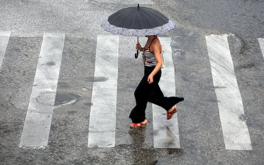 Αλλάζει το σκηνικό του καιρού με βροχές και καταιγίδες...