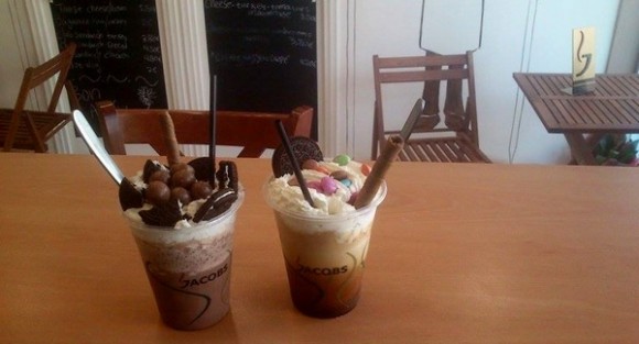 Ροφήματα και Καφές με φαντασία... δια χειρός ''LA-PATE''