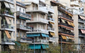 Αναστάτωση στις πολυκατοικίες για τα ασανσέρ - Λήγει η προθεσμία για πιστοποίηση