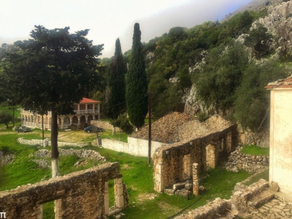 Λειτουργία στην Ιερά Μονή της Άτρου