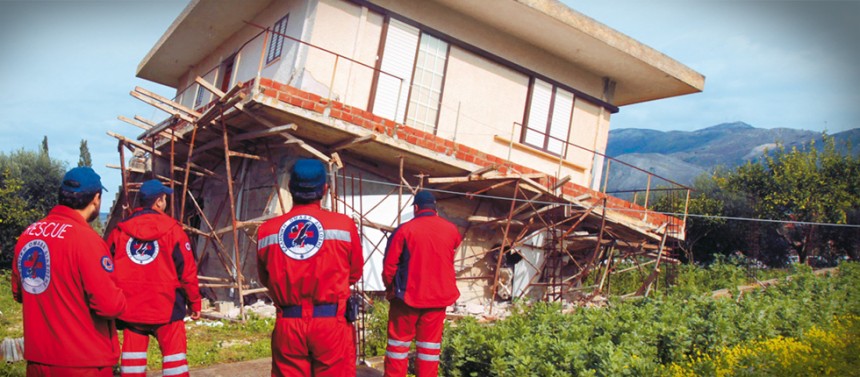 Σύσκεψη - συγκέντρωση για τους σεισμόπληκτους καλεί σήμερα η ΕΛΜΕΚΙ