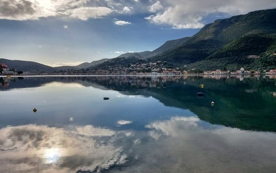 Το Βαθύ της Ιθάκης σαν πίνακας ζωγραφικής!