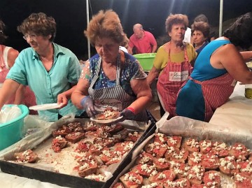 Ριγανάδα με καντάδες από την "Κουνόπετρα" (εικόνες)