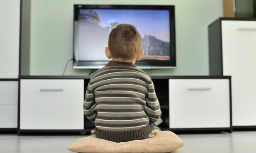 Πόση τηλεόραση πρέπει να βλέπει το παιδί;