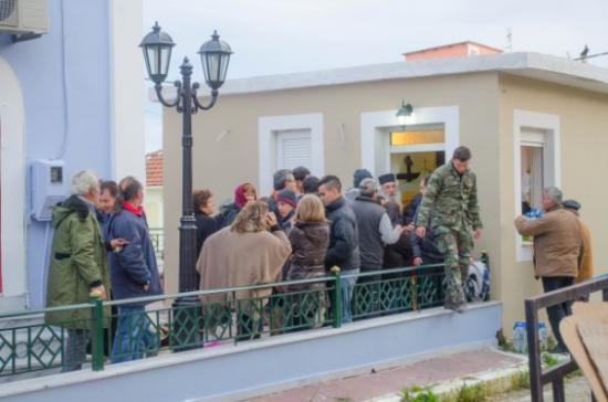 Διανομή τροφίμων στο Ληξούρι από τη Ι.Μ. Κεφαλληνίας