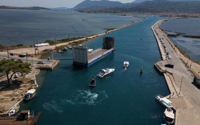 ΑΝΑΣΑ: Πλωτή Γέφυρα Λευκάδας: Για τέταρτη εβδομάδα κλειστή για τα σκάφη και… έπεται συνέχεια