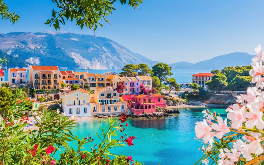Tourism : The Best June in the History of Kefalonia
