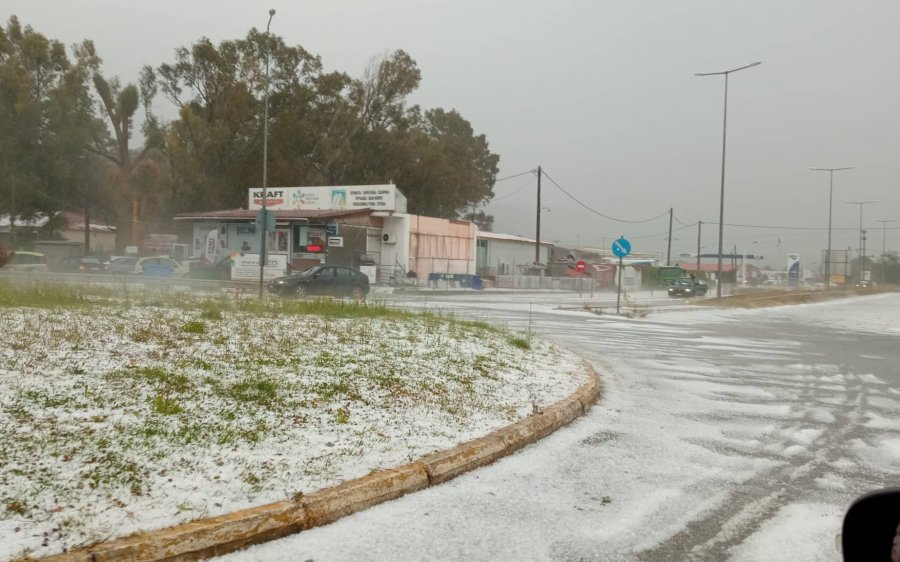 Καταιγίδα με έντονη χαλαζόπτωση στο Αργοστόλι (εικόνες/video)