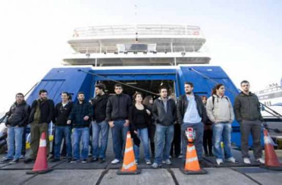 Ραντεβού την Κυριακή για τις απεργείες στα πλοία