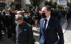 Καταστήματα: Στοπ από κυβέρνηση για Πάτρα, Κοζάνη, Θεσσαλονίκη, αντιδρούν οι έμποροι