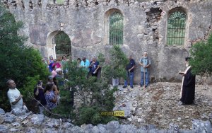 Τρισάγιο μνήμης στα Παλιά Βλαχάτα με μεγάλη συμμετοχή