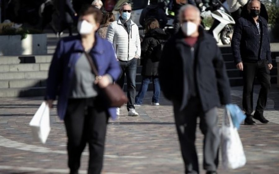 Κορονοϊός: Τέλος οι μάσκες στους εσωτερικούς χώρους - Πού παραμένουν
