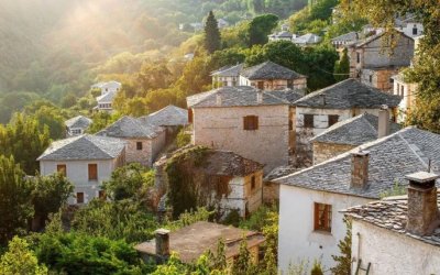 Μάκης Βασιλάτος : «2.000 κατοίκοι: Το όριο ανάπτυξης ή εξαφάνισης;»