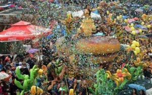 Ολα έτοιμα για την τελετή έναρξης του πατρινού καρναβαλιού [εικόνα]