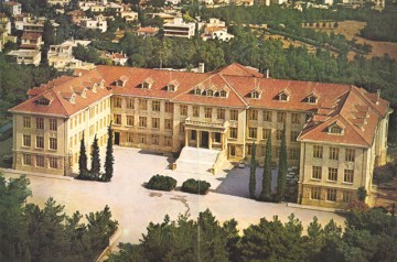 Το Γυμνάσιο Μεσοβουνίων στο Κολέγιο Αθηνών