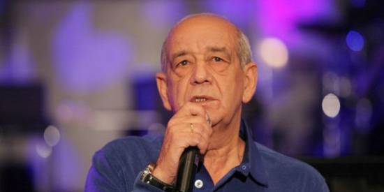 "Έφυγε" ξαφνικά απο τη ζωή ο Δημήτρης Μητροπάνος