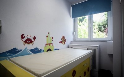 Κορονοϊός: Βρέφος 9 μηνών στο νοσοκομείο της Πάτρας, κόλλησε από τους γονείς του