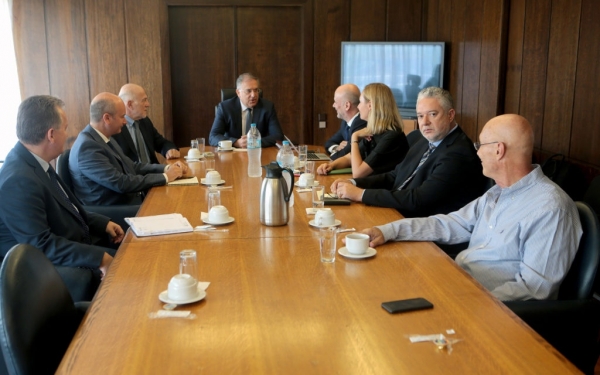 Θεοδωρικάκος: Ενίσχυση των ΟΤΑ για αποκομιδή των απορριμμάτων