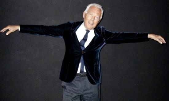 Ο τραυματισμός του Giorgio Armani στην παραλία... του Μητσοτάκη!