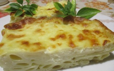 Λαχταριστό σουφλέ ζυμαρικών με μπεσαμέλ από την Σία Λαδά