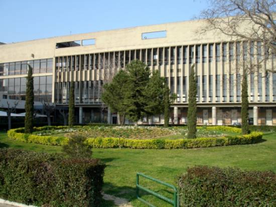 30.000 ευρώ για ανακαίνιση τουαλέτας στο ΑΠΘ...