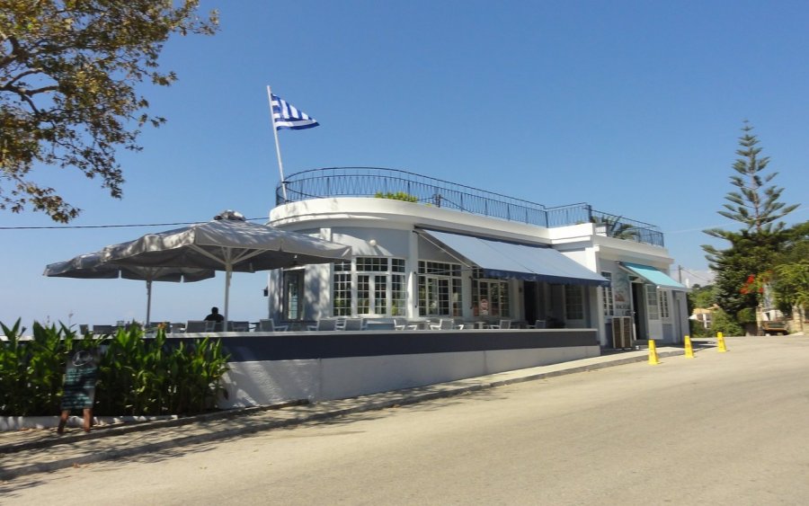 Το "ΜΑRΙΝΑ CAFE" στα Kουρκουμελατα αναζητά προσωπικό