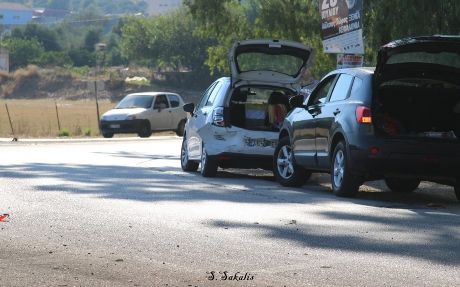 Τροχαίο στον πρώτο κόμβο της Κρανιάς (εικόνα)