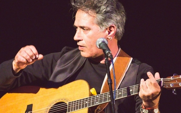 Σήμερα η καλοκαιρινή φιλανθρωπική εκδήλωση - συναυλία του Υπερίωνα με τον Παντελή Θαλασσινό και η θεατρική παράσταση