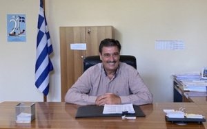 &quot;Πάνω από το 96% των μαθητών της Κεφαλονιάς μεταφέρθηκε στα σχολεία&quot; τονίζει ο Δ/ντης της πρωτοβάθμιας στον COSMOS 96,5