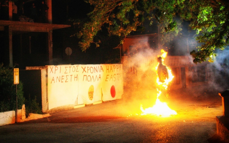 Καίνε τη Νέα Δευτέρα τον Ιούδα στα Λουρδάτα