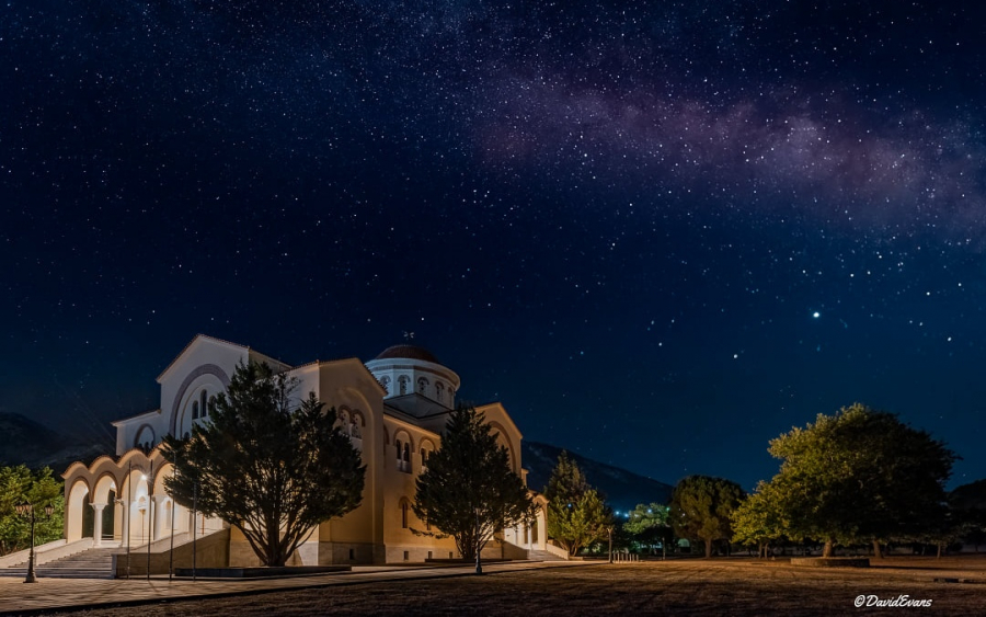 Ο Γαλαξίας Milky Way πάνω από την Μονή του Αγίου Γερασίμου! Εντυπωσιακή φωτογραφία