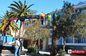 Το «κόκκινο σκαθάρι» έφτασε στον Φοινικόδρομο – «Νεκρός» ο πρώτος Φοίνικας (εικόνες)