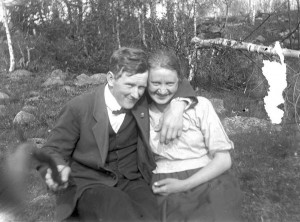 Το πρώτο selfie stick σε μια φωτογραφία του 1934!