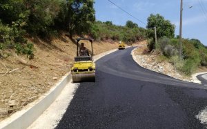 Δήμος Αργοστολίου: Ξεκινάει νέο σημαντικό έργο αγροτικής οδοποιίας σε δύο περιοχές