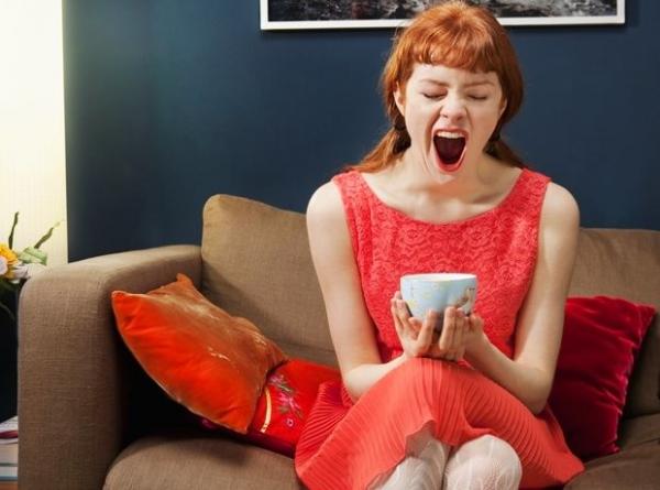 6 συνήθειες που σε κάνουν να νιώθεις συνεχώς εξαντλημένη