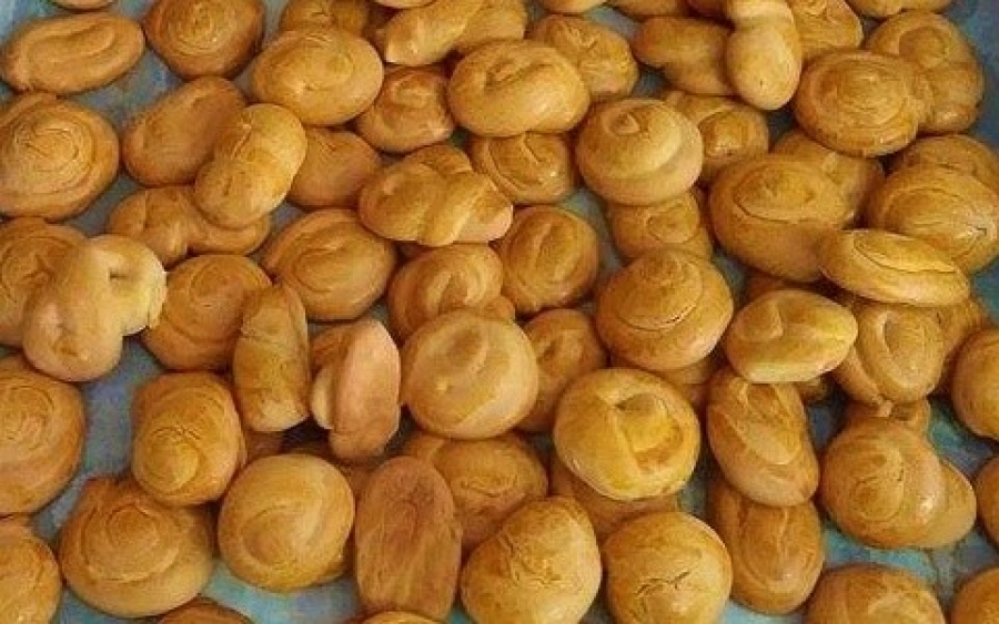 Νόστιμες επιλογές για το Πασχαλινό τραπέζι από τον φούρνο του Καλούρη (εικόνες)