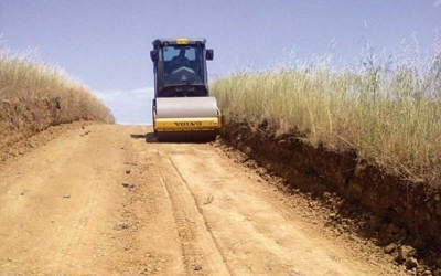 Πρόγραμμα «ΦιλόΔημος»: 200 εκατ. ευρώ στους Δήμους για έργα αγροτικής οδοποιίας