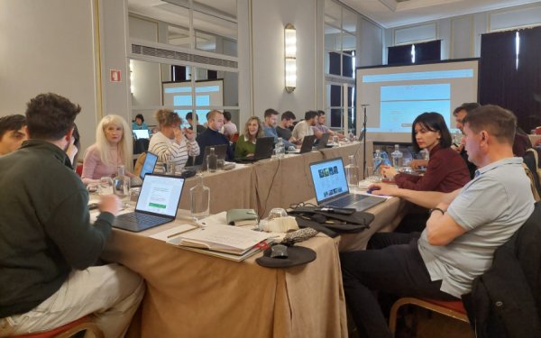 Το Γυμνάσιο με Λ/Τ Μεσοβουνίων στο πρόγραμμα ERASMUS+ «AI Greener Entrepreneurship» στην Πορτογαλία