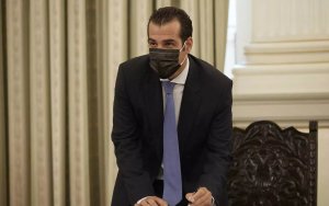 Θάνος Πλεύρης: Άρση της αναστολής για όσους υγειονομικούς εμβολιαστούν ακόμα και σήμερα