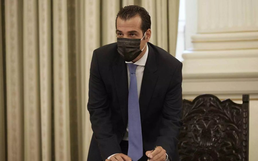 Θάνος Πλεύρης: Άρση της αναστολής για όσους υγειονομικούς εμβολιαστούν ακόμα και σήμερα
