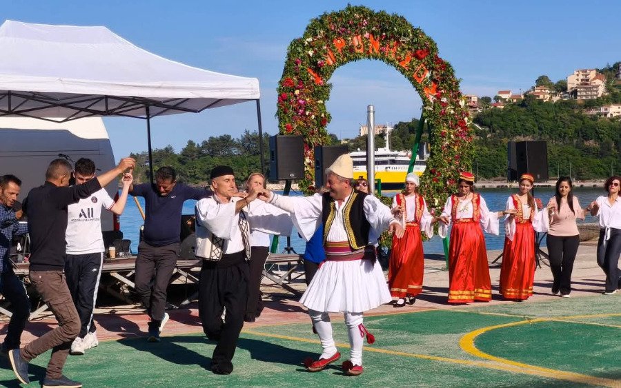 Πρωτομαγιά στον Πόρο με εκδηλώσεις, χορό και ζωντανή μουσική