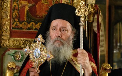 Επίσκοπος Κερνίτσης Χρυσάνθος: «Η ιχνηλάτηση της βίας και το αντίδοτό της»