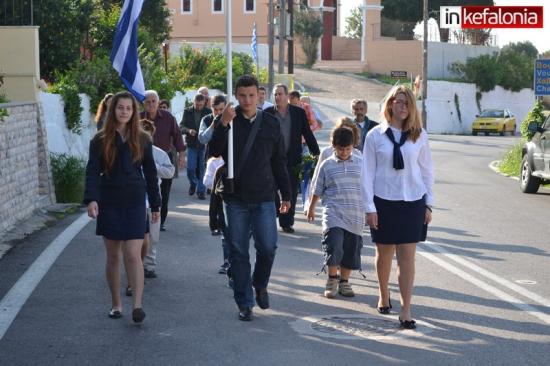 Τα Μαντζαβινάτα τίμησαν τους πεσόντες στο έπος του ΄40 συγχωριανούς τους (εικόνες)