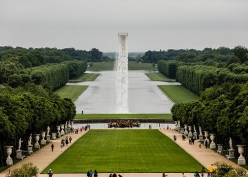 Εντυπωσιακός καταρράκτης στον Κήπο των Βερσαλλιών!