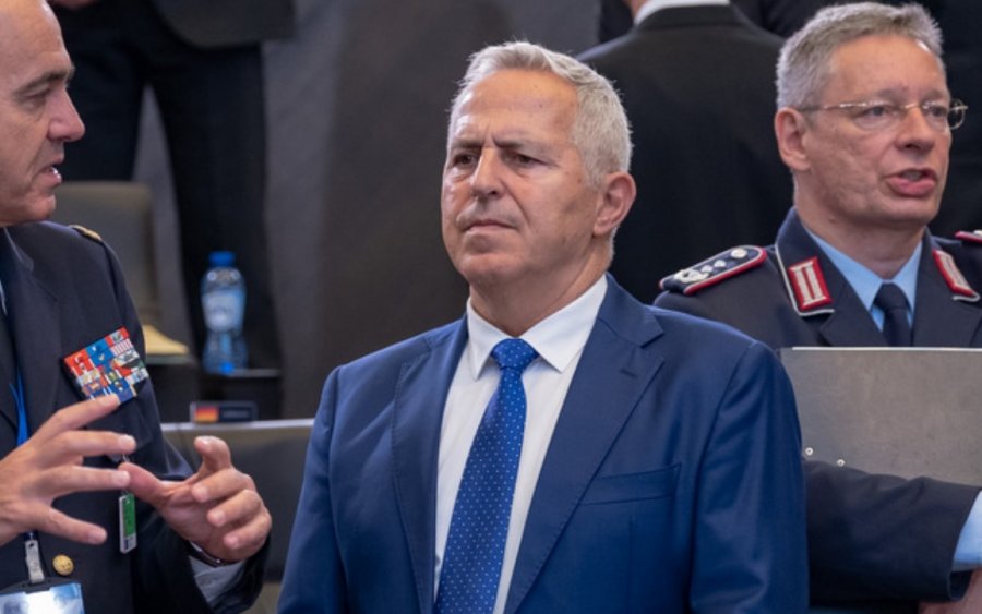 Ανασχηματισμός – Απίστευτη ανατροπή με Ευάγγελο Αποστολάκη: Δεν αποδέχεται τη θέση στην κυβέρνηση