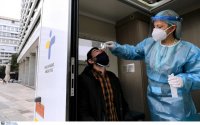 Στον αέρα τα μέτρα της κυβέρνησης για τα rapid test με κόστος 10 ευρώ